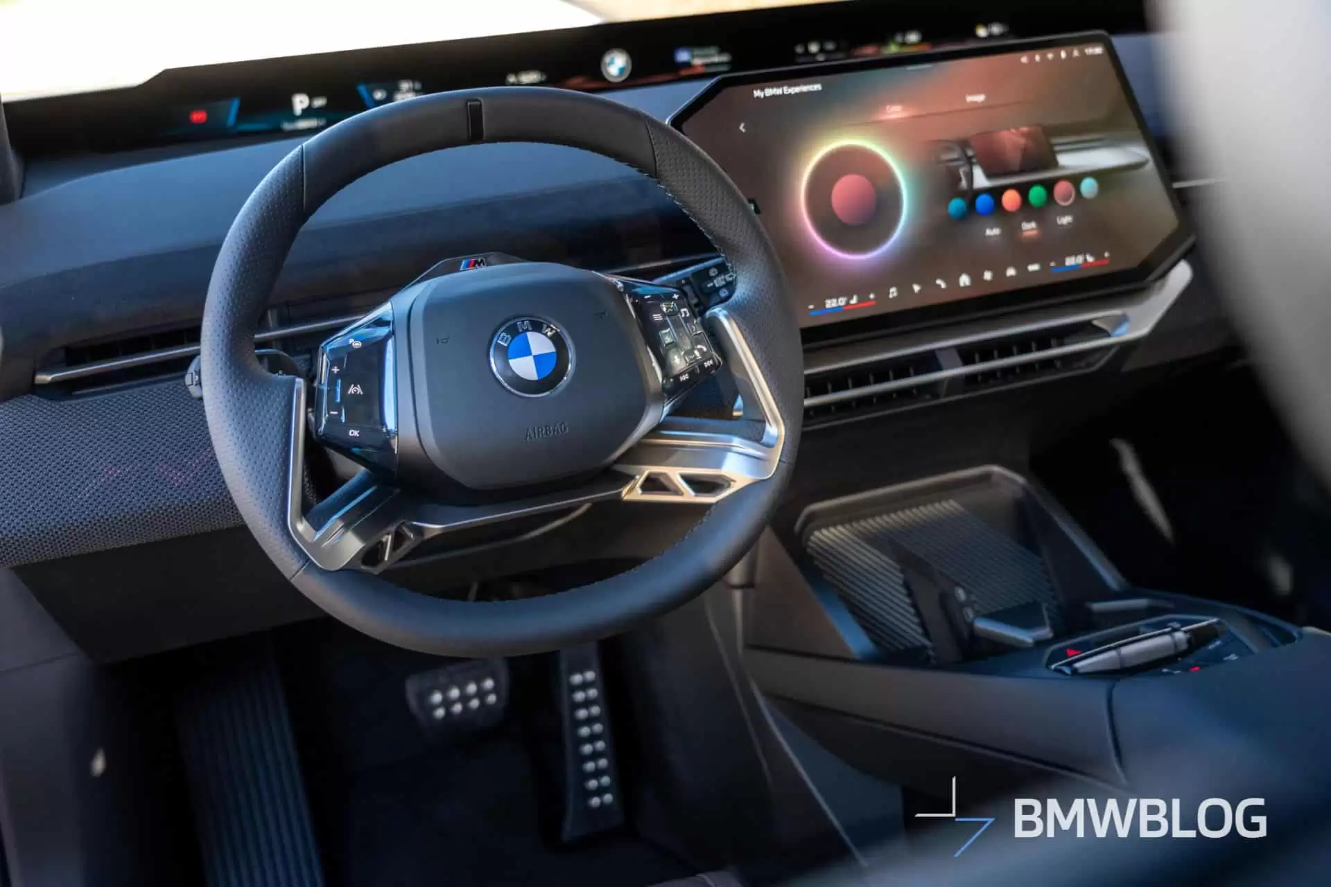 2026 款宝马 iX3 M 运动套装 Pro 版亮相，明年交付