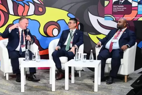 以创新与专业引领行业，ATFX在iFX Expo Asia 2025荣膺双料大奖