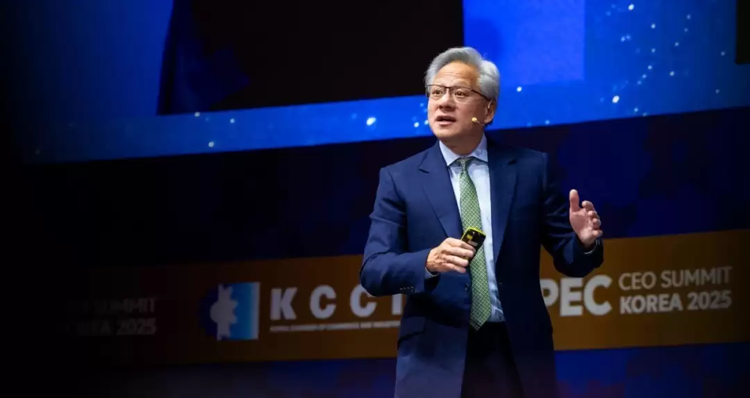 黄仁勋澄清误报:中国AI实力强劲但未言其将赢得竞赛