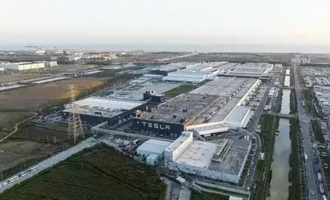 特斯拉Model Y领先中型纯电SUV市场