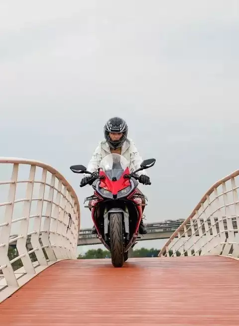 机车骑行:在风与自由中找回真实的自我