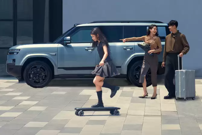 比亚迪方程豹钛7首发电动滑板车:首批售罄,意向用户可预订