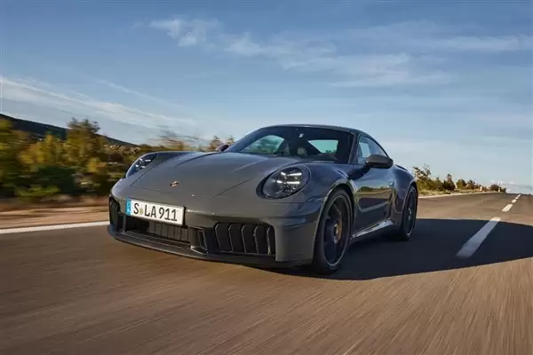 中国谁在买豪车!林肯高管:中国豪华车用户比欧美年轻20岁