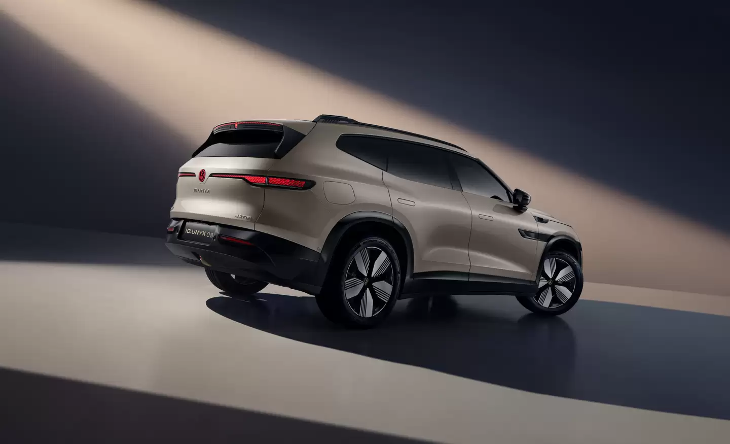 大众安徽首款中大型 SUV 与众 08 申报:姿态运动,长 5 米、续航 700 公里