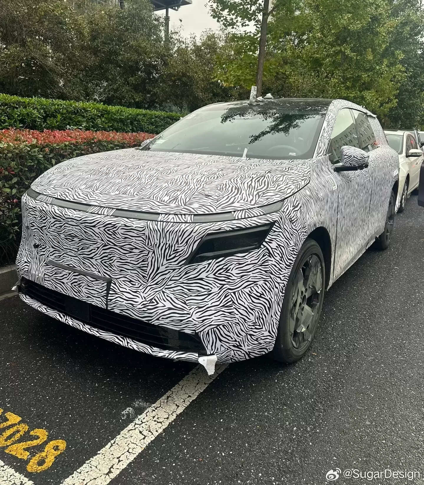 日产全新纯电 SUV 车型 N8 谍照曝光,爆料称“性价比超高”