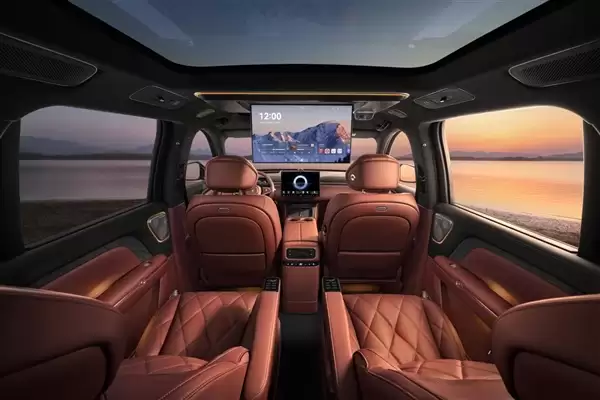 岚图第30万辆整车下线：华系最霸气旗舰SUV泰山来了！