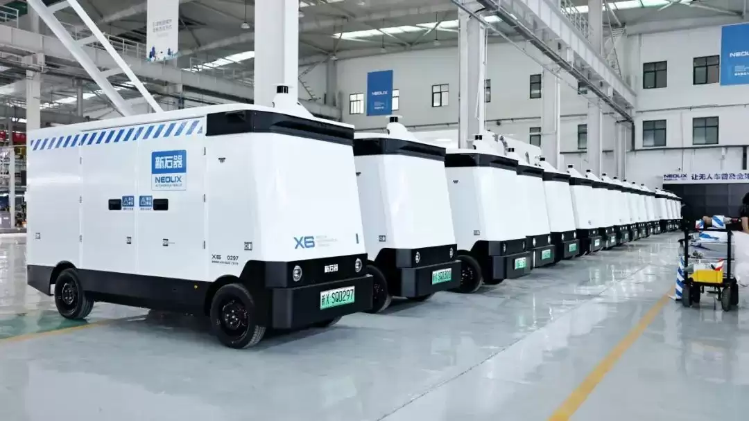 消息称中国移动参与新石器 D 轮融资，将进行城市物流定制化无人车联合开发