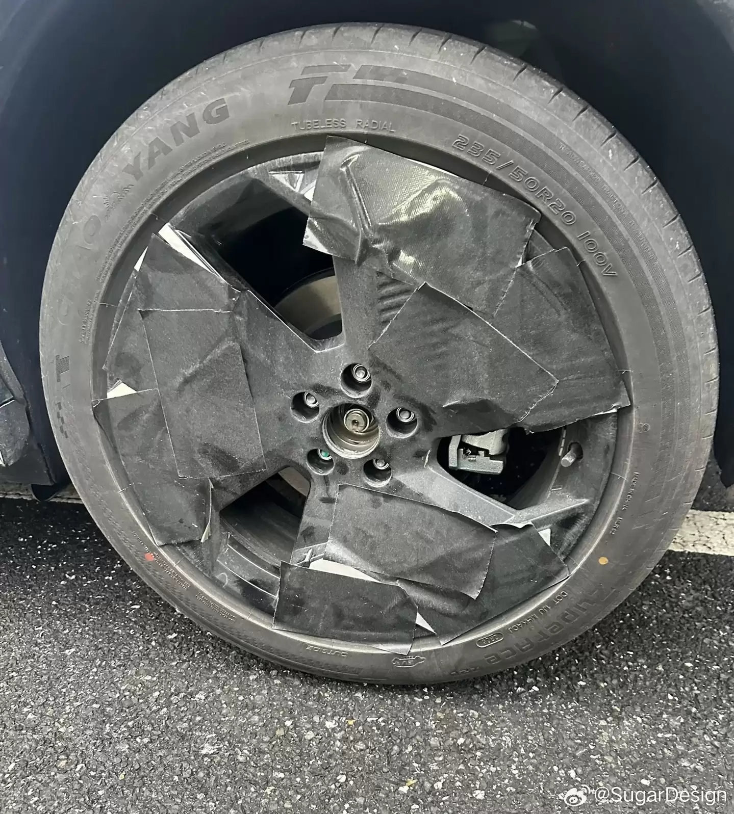 日产全新纯电 SUV 车型 N8 谍照曝光,爆料称“性价比超高”