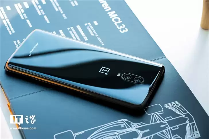 消息称某厂性能新机搭载骁龙 8 系旗舰芯 + 超高刷屏、有非常酷的联名,有望为一加 Ace 6T