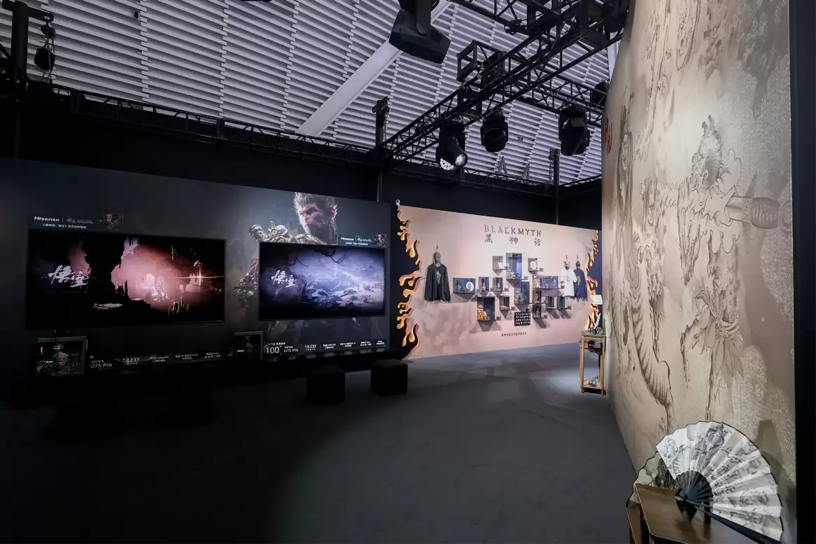 海信RGB-Mini LED电视亮相世界互联网大会，玩家排队体验《黑神话》