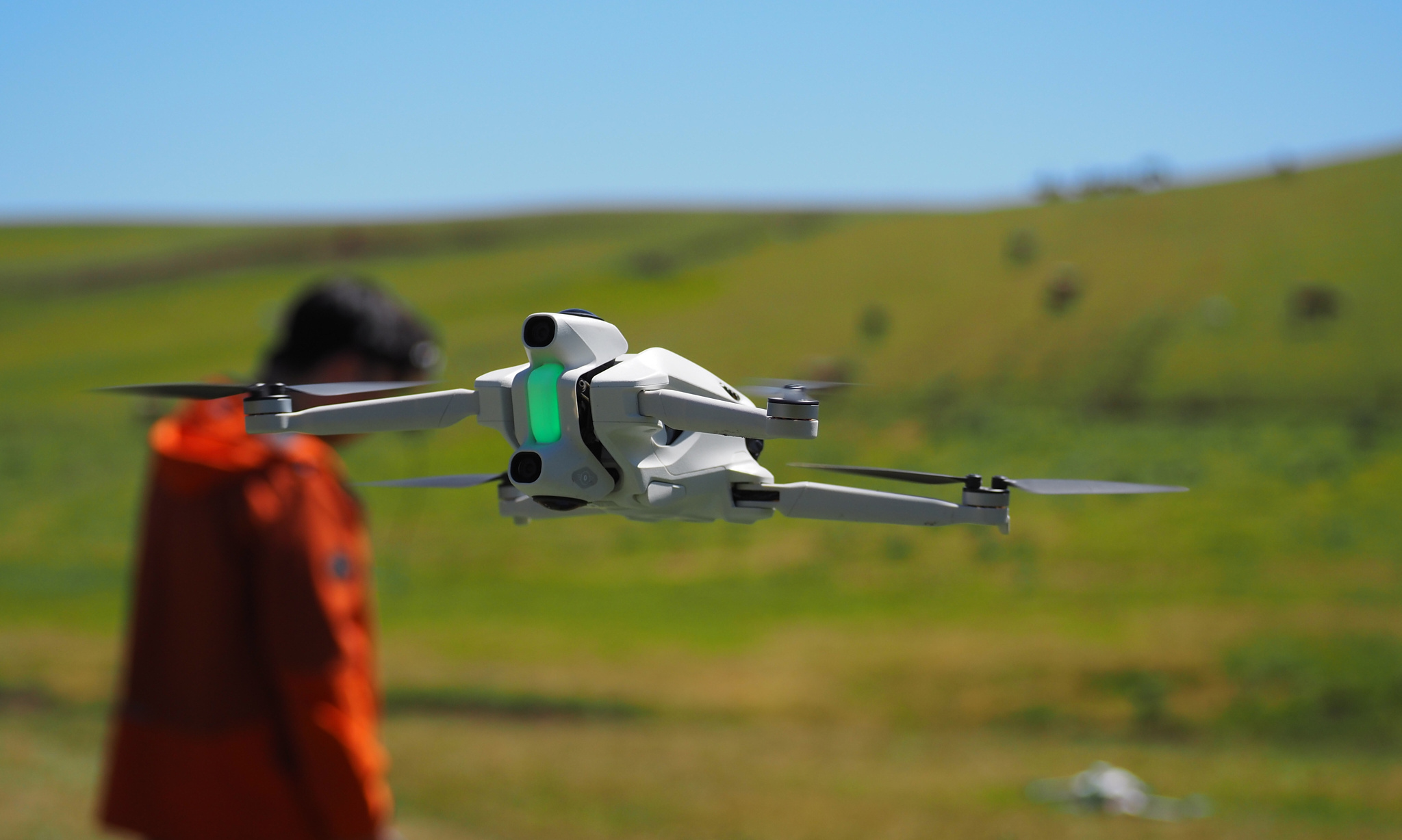 全球首款！影翎Antigravity A1首发评测：业内最强劲敌来了？