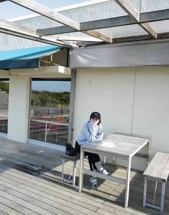 加藤小夏晒写真引热议 寂静岭女主角魅力持续升温