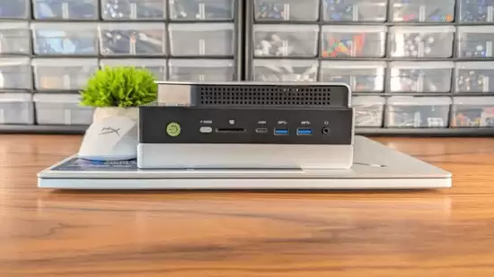 GMKtec EVO-X2迷你电脑评测：性能强悍，8分高分获赞