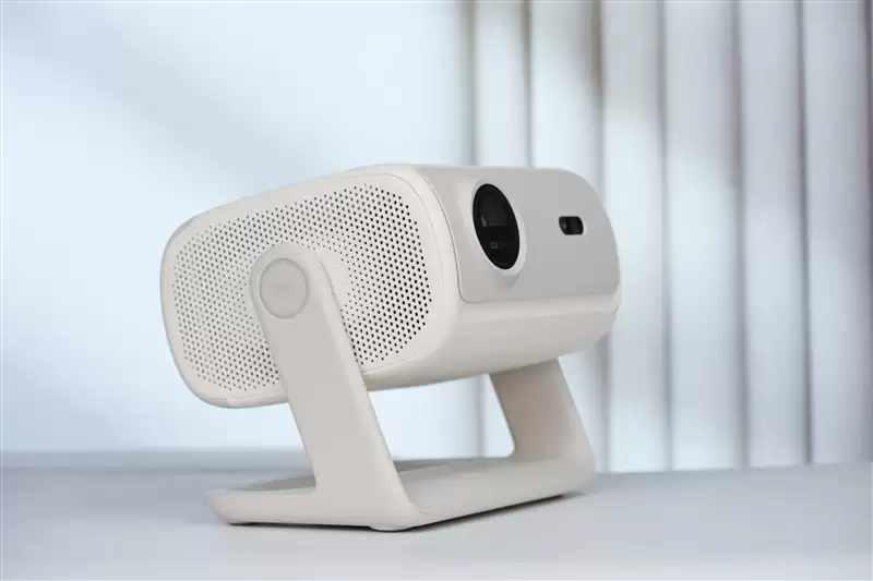 三色激光画质惊人！当贝D7X激光投影仪评测：三千元不到就能体验旗舰技术