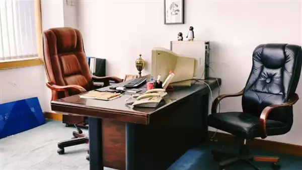 今天是腾讯27岁生日！官方晒腾讯第一间办公室