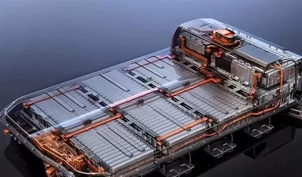 中国科协主席万钢:全固态电池整体处于研发和中试阶段