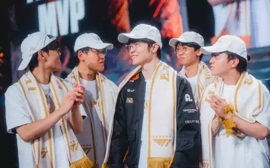 Faker谦谈国宝称号:实力引领团队才是领导力