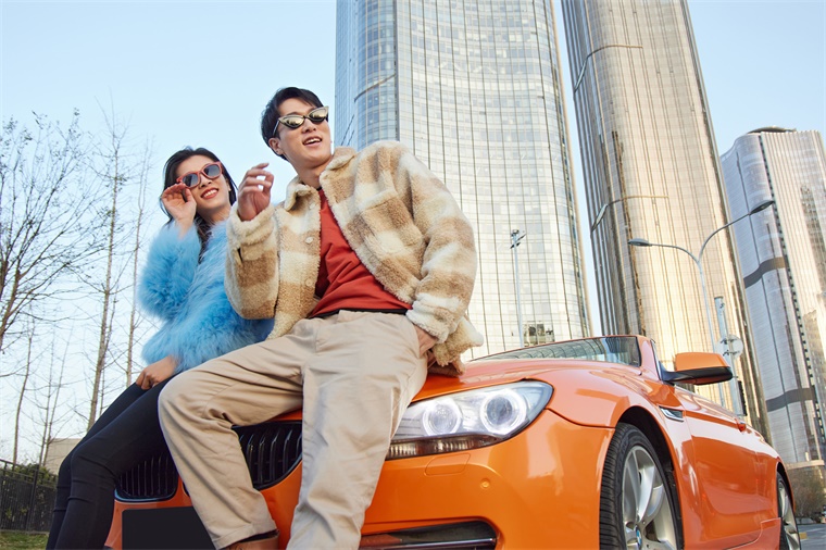 远低于欧美55岁！林肯中国总裁：中国豪车用户平均35岁，年轻人更愿意为“让自己舒服”买单【附新能源        </div>
		<div class=