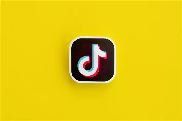 “大叔不理解但照做”走红 本人回应