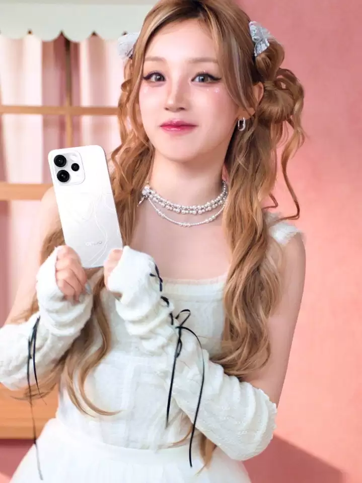 可将多张 Live Photo 拼接，OPPO Reno 15 系列手机行业首发“出圈实况拼图”功能