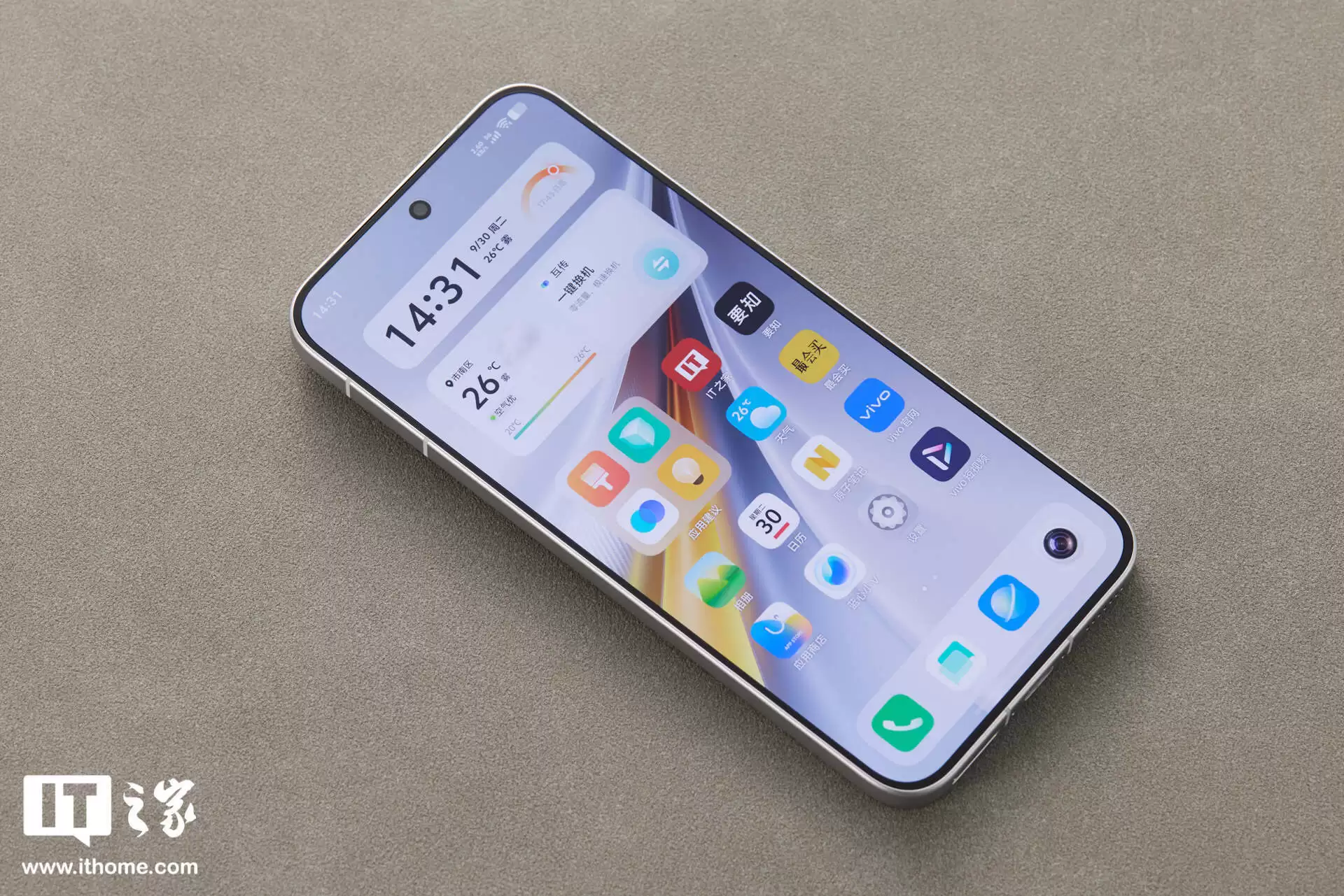 消息称 iQOO 接下来 Neo 和数字系列新机「全面标配 2K」,有望继续和三星显示深度合作