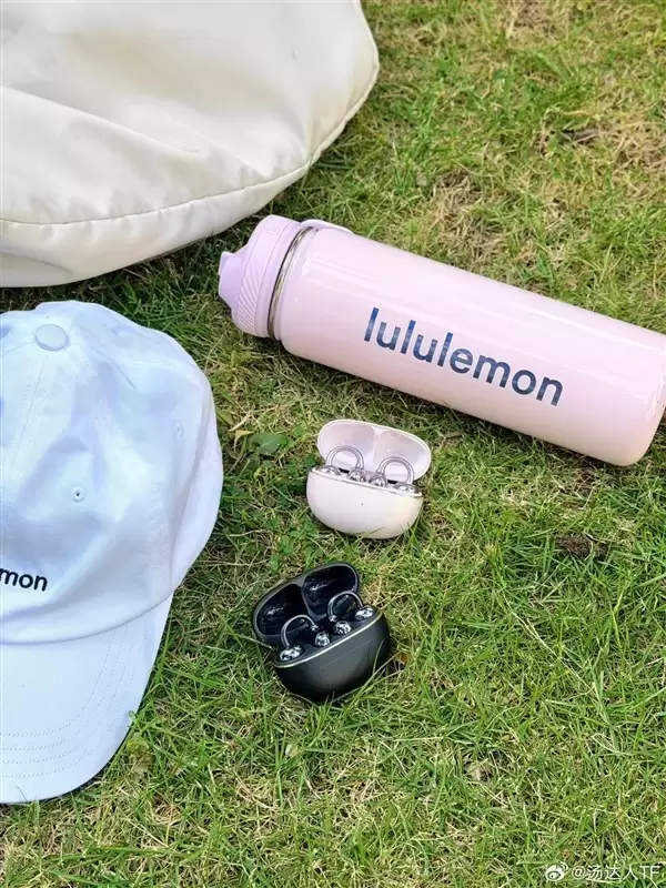 荣耀亲选LCHSE耳夹式耳机2 Pro开启预约：44小时超长续航！