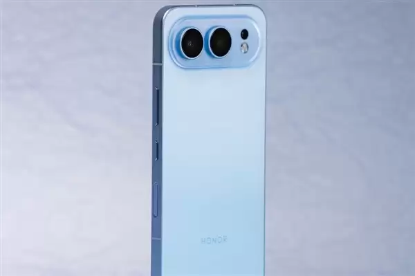 荣耀500系列曝光：设计影像双升级，疑似提前实现iPhone Air 2期待