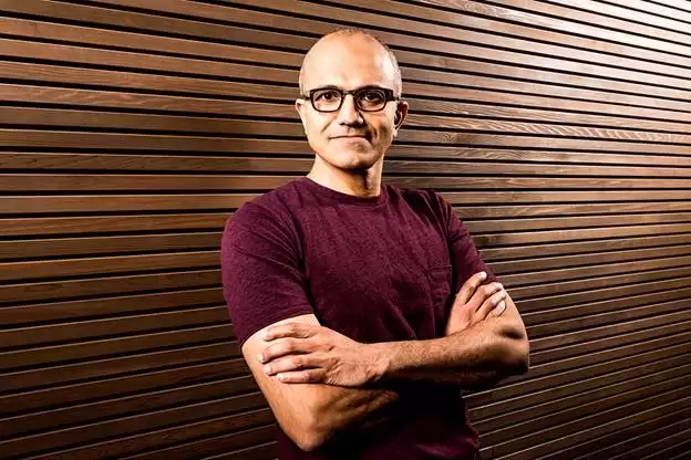 微软 CEO 纳德拉:软件计费模式将从“按用户”转向“按 AI 智能体