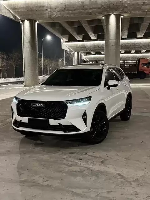 第五代瑞虎八上市，1.6T动力+8155芯片，售价大幅下调引市场关注