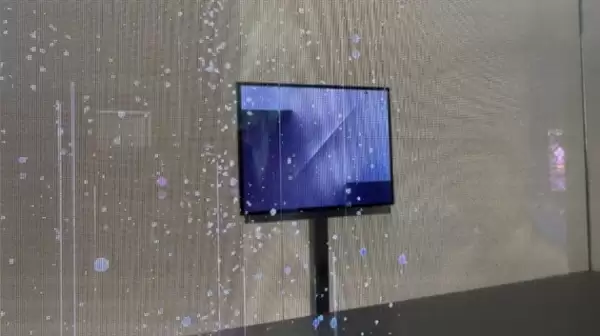 安卓首款三折叠屏！三星Galaxy Z TriFold来了：对标华为