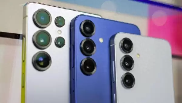 三星S26新机或明年3月发布  苹果机皇跌至白菜价惨遭疯抢！