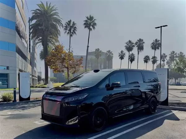 贾跃亭和马斯克合作了！FF/FX接入特斯拉超级充电网络