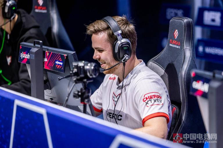 NIP选手sjuush炮轰VRS排名系统：整个体系存在严重缺陷！