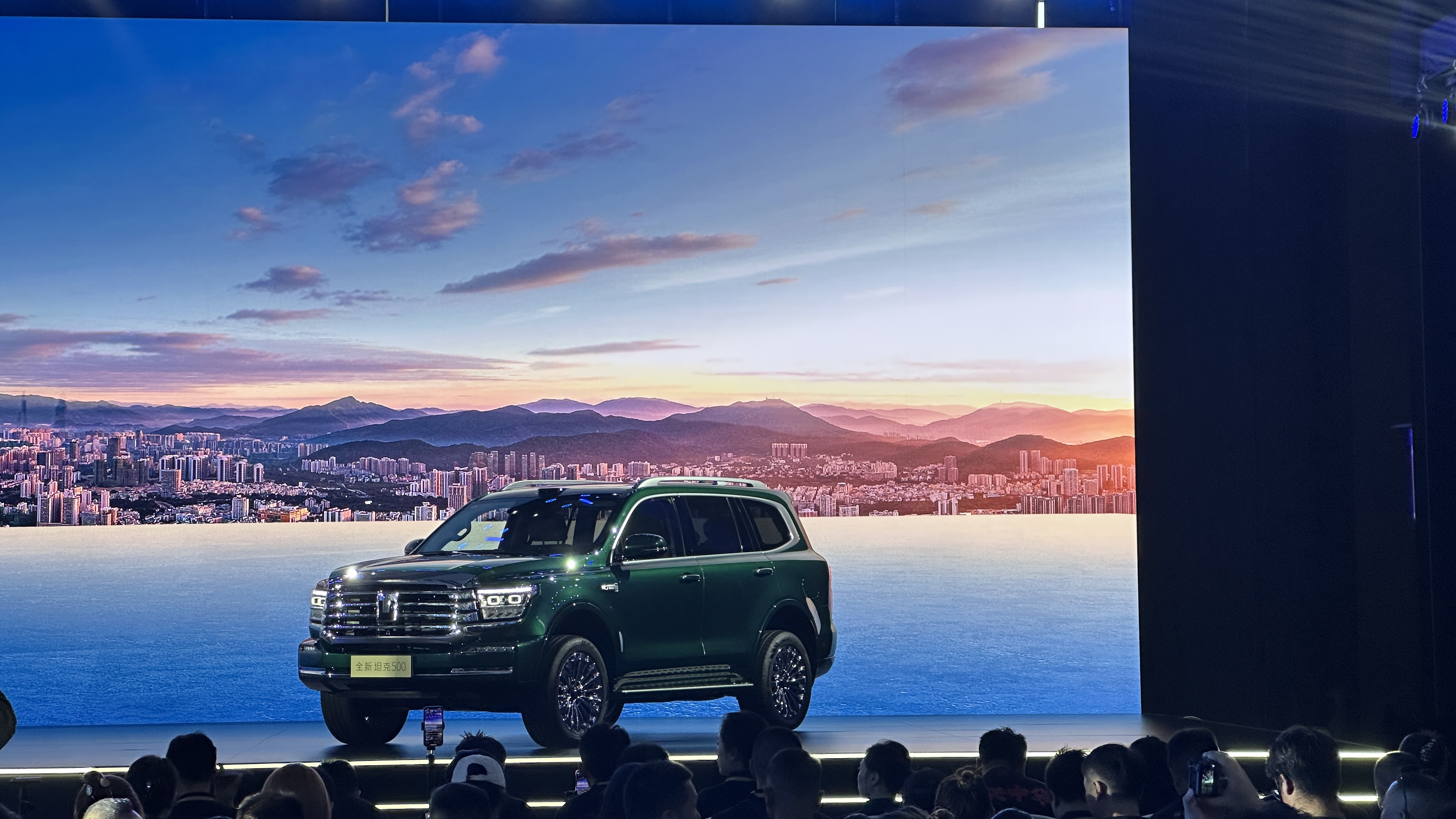 越野车也有端到端智驾，坦克500智驾版35.5万元起上市