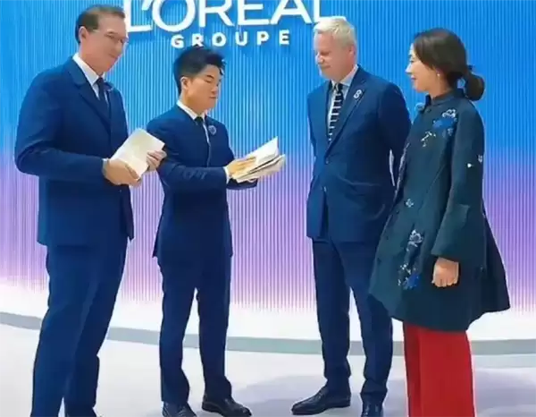 疯狂英语李阳回应批评董宇辉英语差:你太重要了 别卖货了回归教育