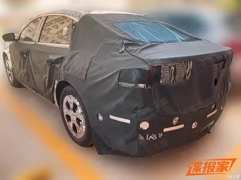 吉利银河A7纯电动版谍照曝光,混动版8.16万元起