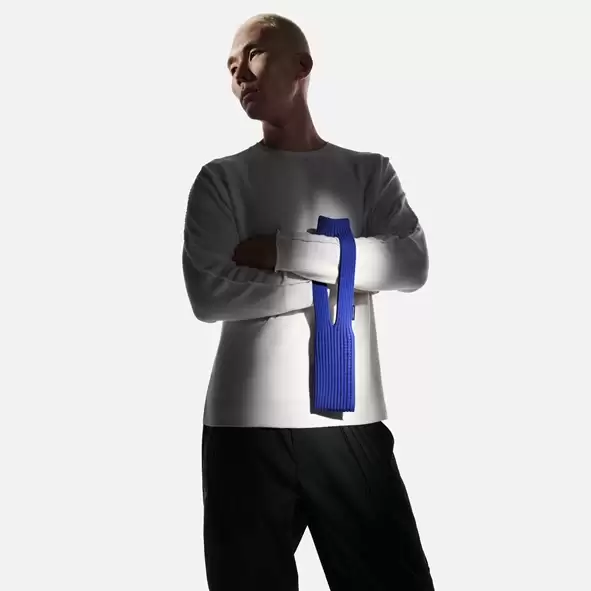 1899元iPhone Pocket被抢光 仿品售价38元卖家声称1:1还原