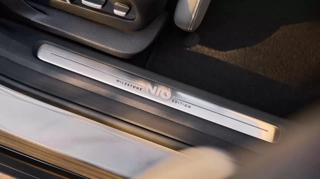 蔚来新ES6 30万台纪念版上市 售34.98万元起