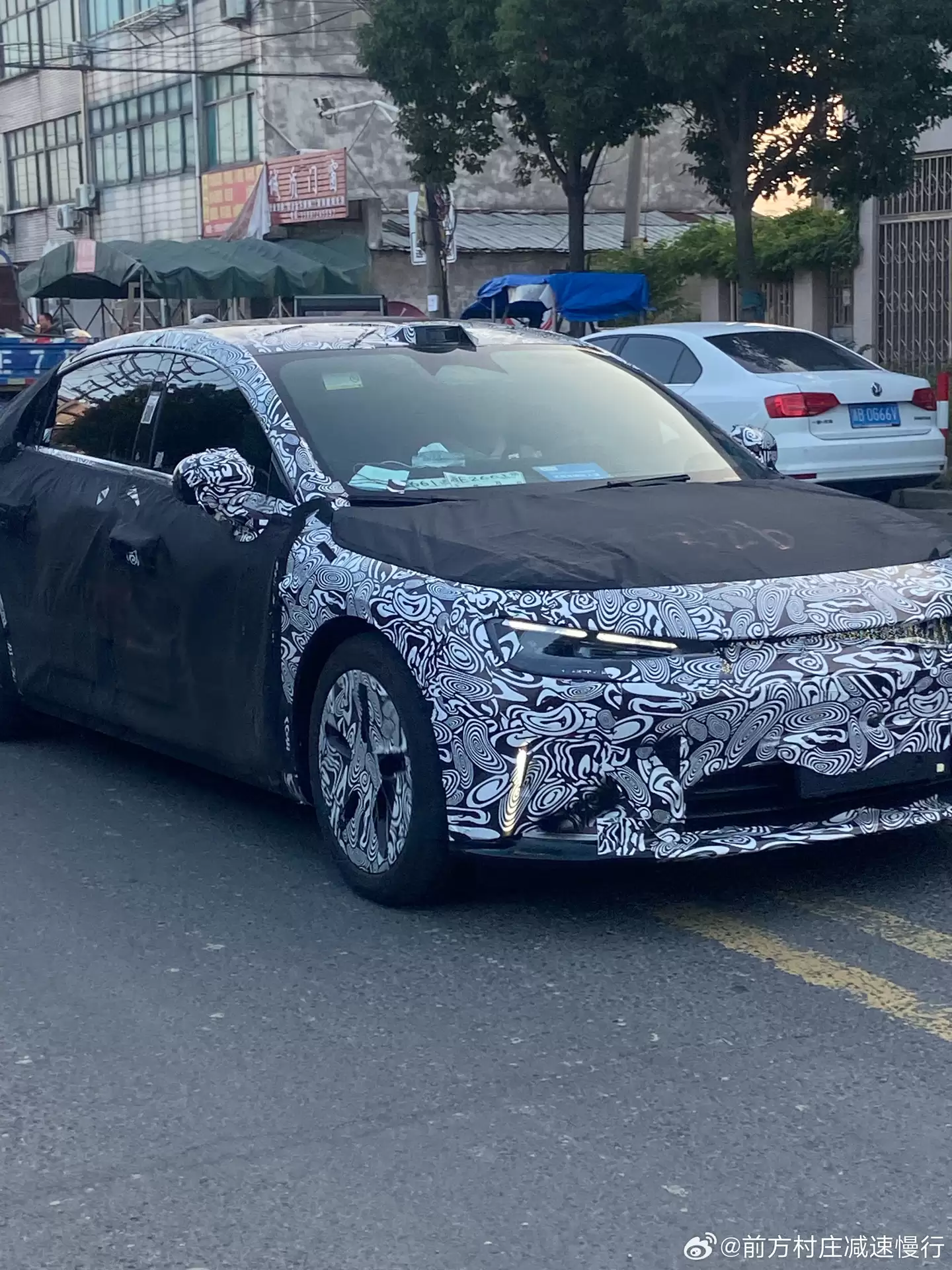 神秘新车谍照曝光,有望为smart品牌首款中型轿车精灵#6