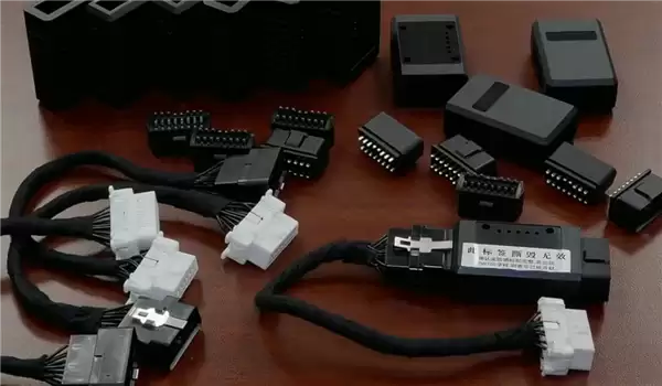 上海破获OBD作弊器非法销售案