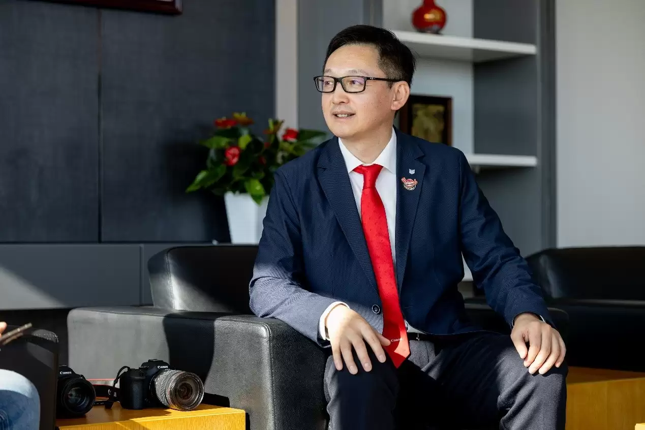 中国抢跑？佳能销售负责人：EOS R6 Mark III这周就能买到！