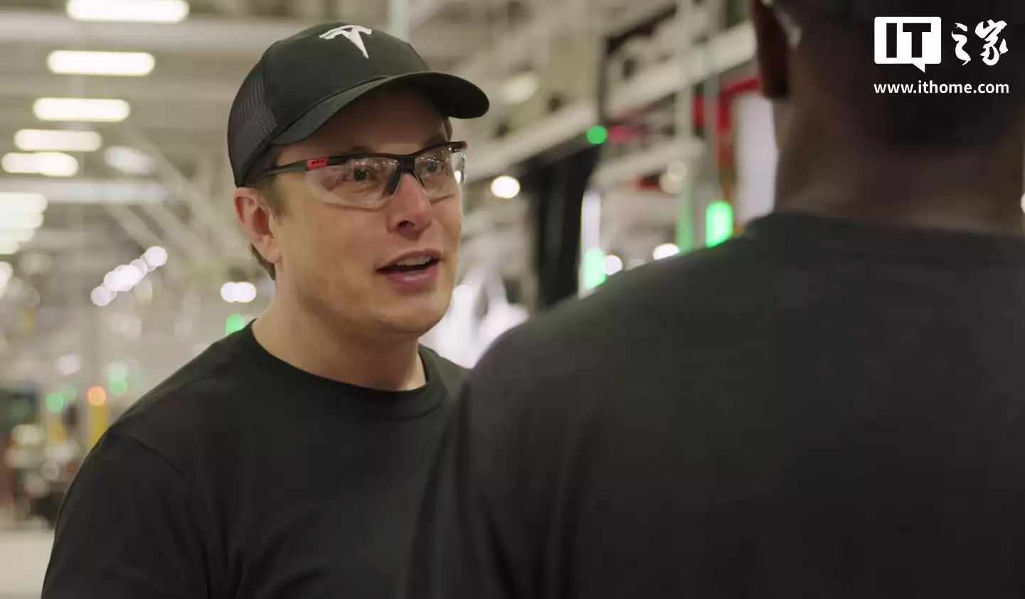 马斯克嫌三星、台积电“太慢”，要为特斯拉自建芯片工厂