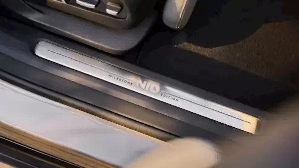 最畅销高端纯电SUV!蔚来ES6 30万台纪念版上市:34.98万起