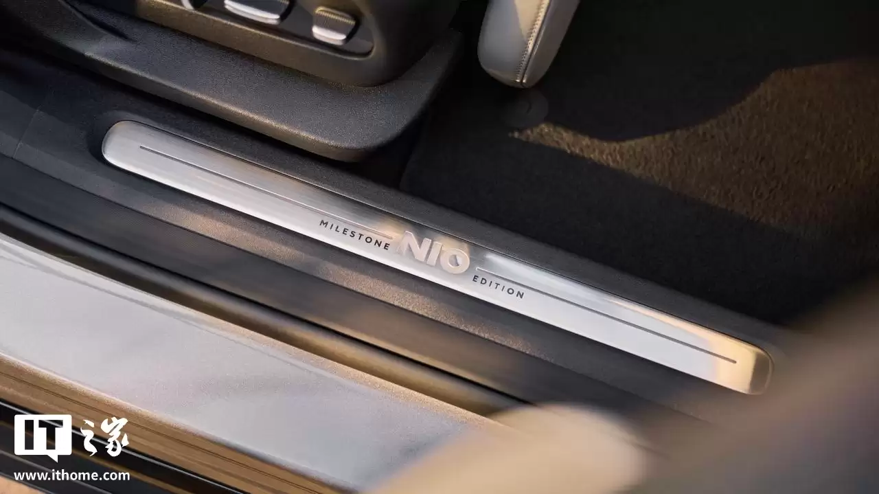 蔚来 ES6 汽车达成 30 万台交付里程碑,纪念版整车 34.98 万元 / 租电 24.18 万元