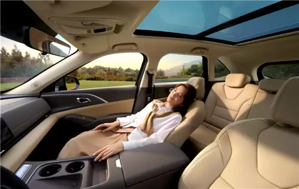 车身加长、配置大增!长城哈弗H6L上市:11.79万起