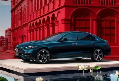 2026款奔驰C级上市 售33.83万起