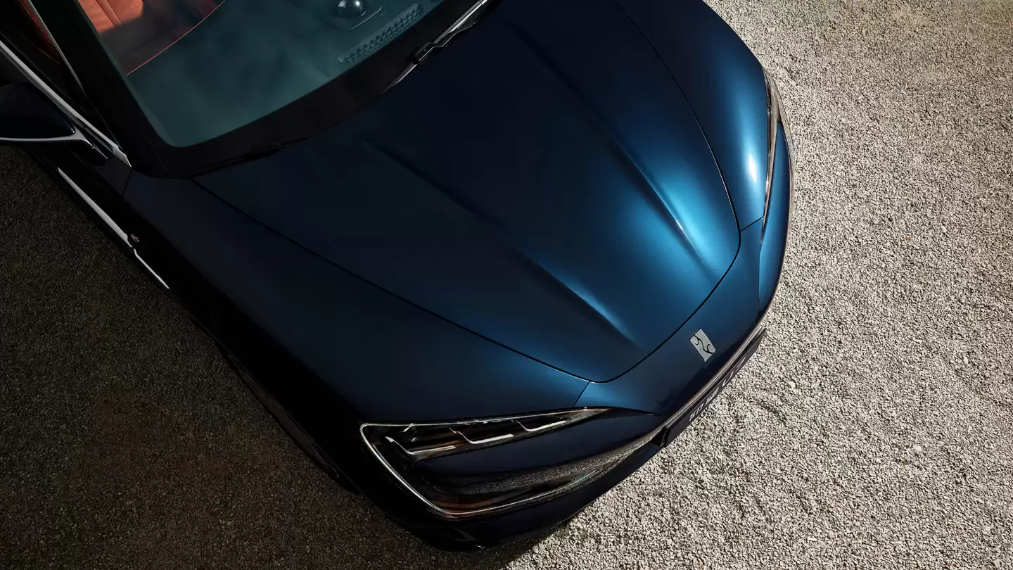 比亚迪仰望 U7 全新车身配色“星河蓝”11月21日亮相广州车展，现款62.8万元起