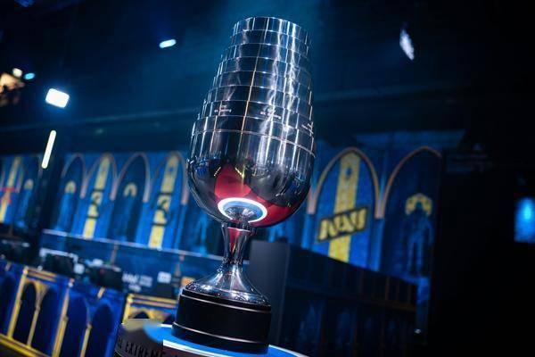 IEM科隆后VRS排名洗牌:中国双雄锁定成都站席位 IEM科隆后VRS排名洗牌:中国双雄锁定成都站席位