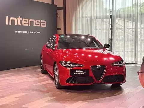 阿尔法·罗密欧推Giulia Intensa特别版 售39.7万