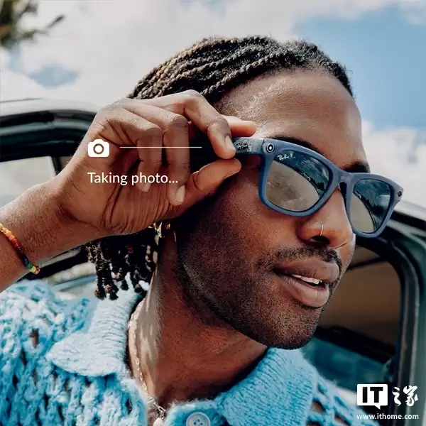 消息称三星内部正开发两款智能眼镜:外观类似 Meta 雷朋,配备变色镜片